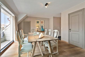 Charming sunny duplex apartment with 2 large terraces and private parking in Knokke